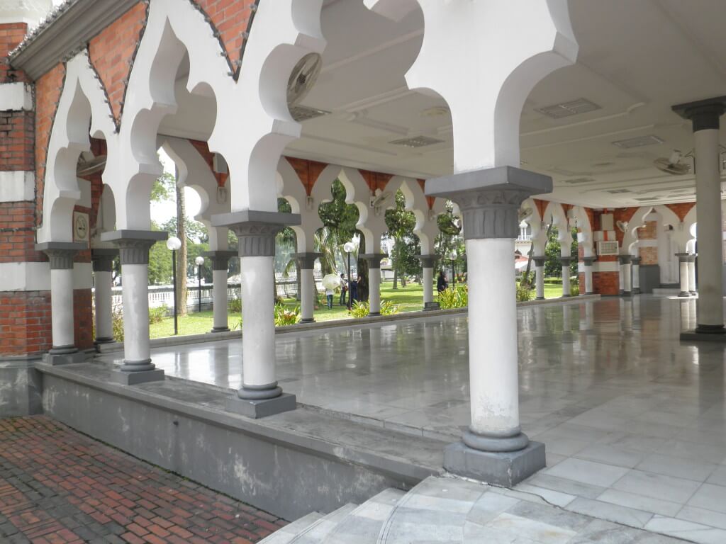 国立モスク　クアラルンプール　KL