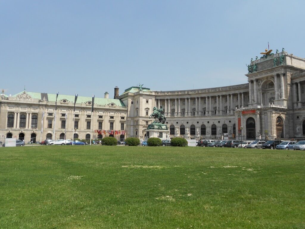 ウィーン　宮殿