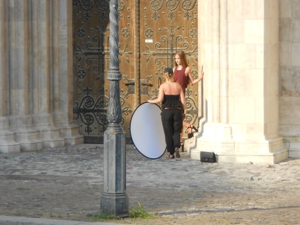 今日の美女　ブダペストの王宮の丘で撮影してたハンガリーのモデルさん？