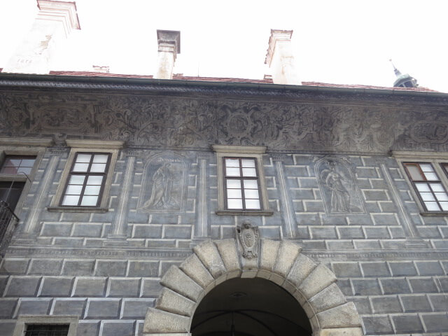 チェスキー・クルムロフ城　外壁　ペイント　絵　チェコ