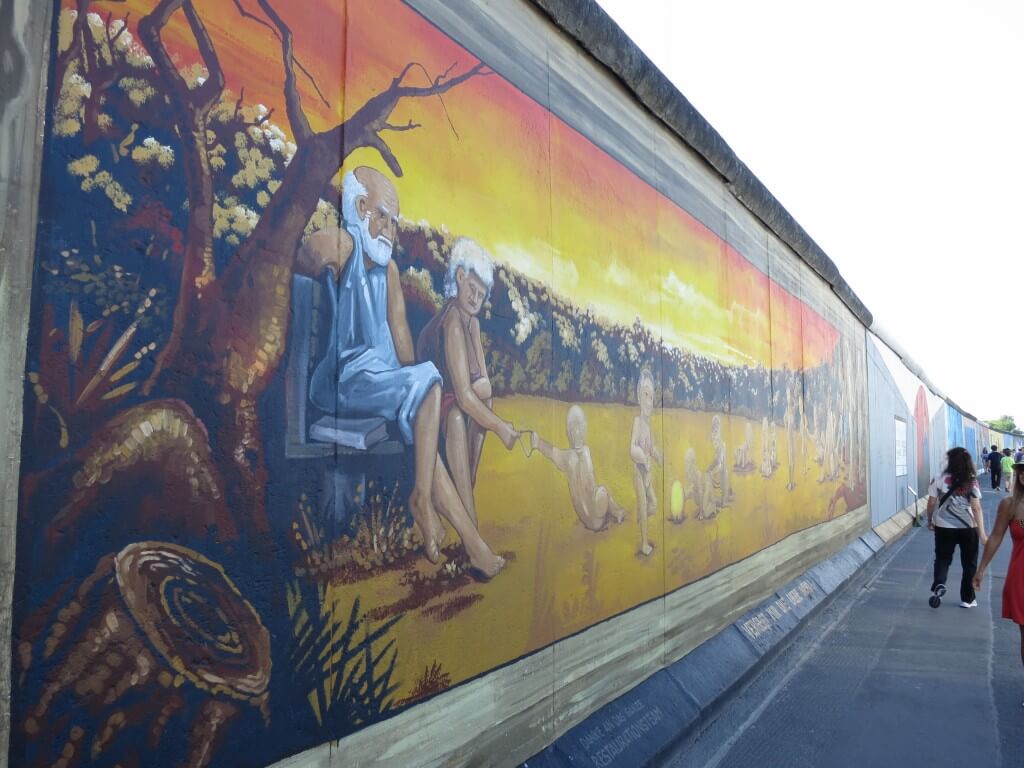 ベルリンの壁　アート　絵　ドイツ