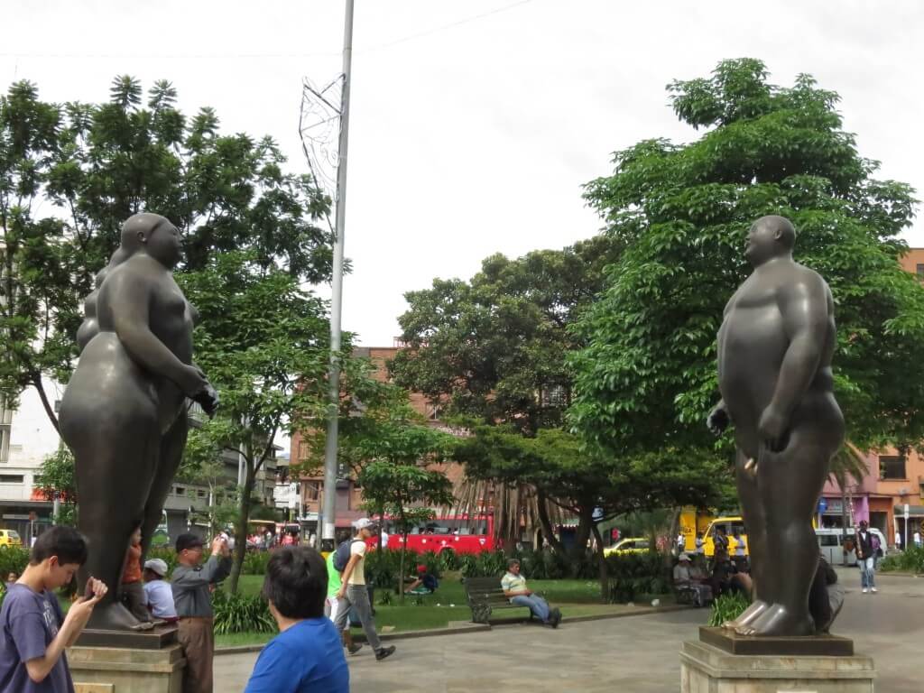 ボテロ　彫刻　セントロ　メデジン　コロンビア