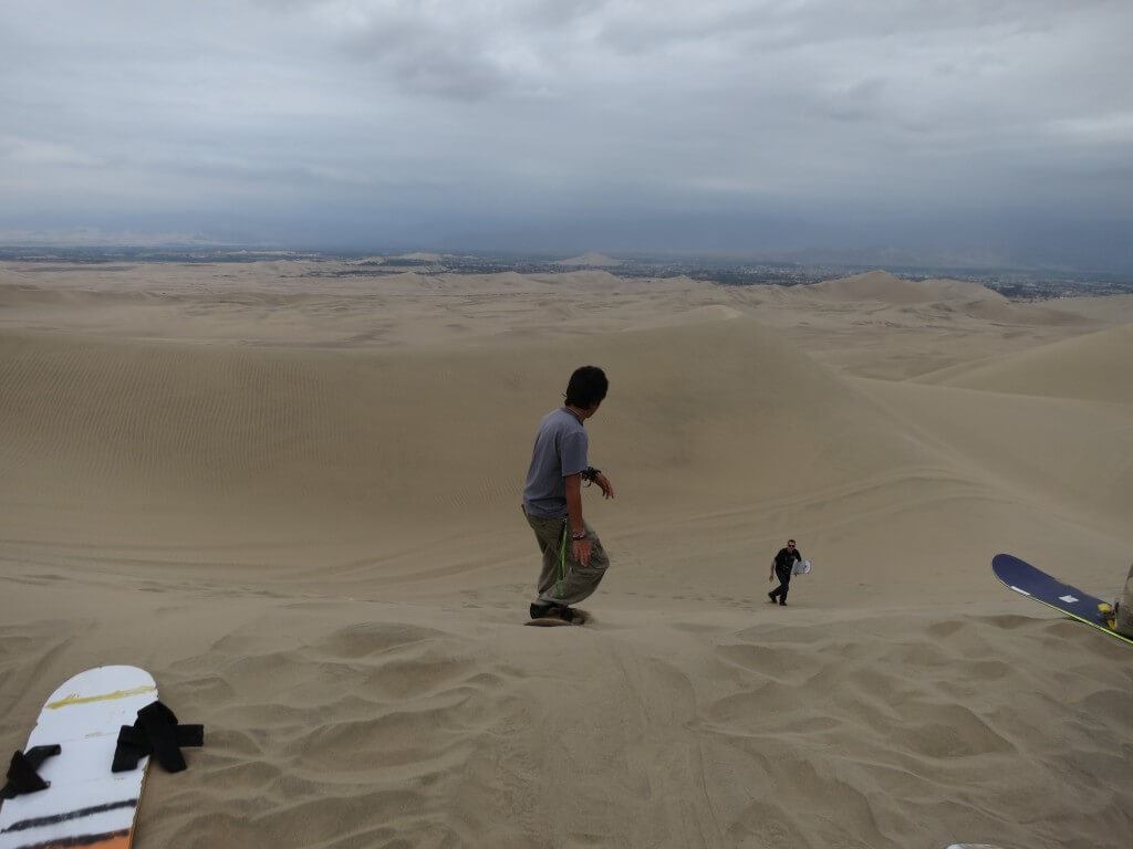 まだまだペルーの砂漠を遊びつくせ！サンドボードで砂丘を滑降！砂まみれ！？