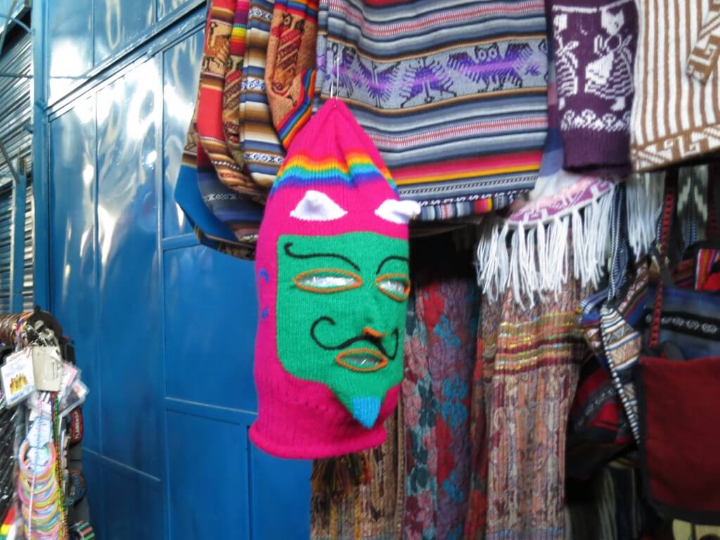お土産　クスコ　ペルー　マスク