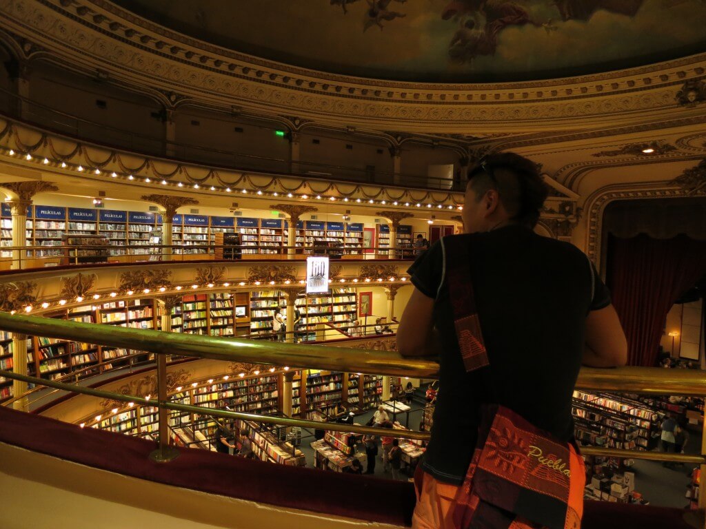 El Ateneo（エル・アテネオ）　世界で2番目に美しい本屋さん　ブエノスアイレス　アルゼンチン