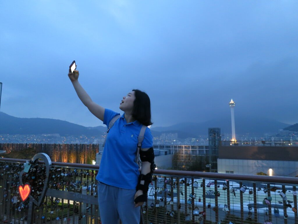 釜山の夜景は龍頭山公園ではなくビルの屋上！？