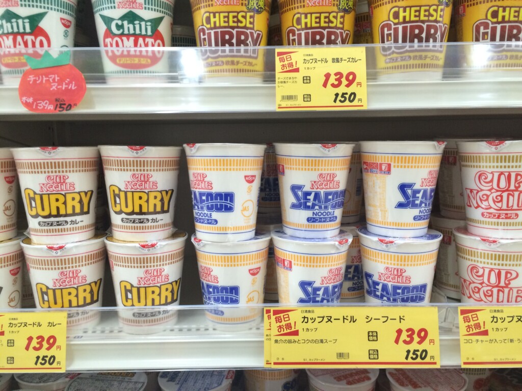 フィリピーナに人気！日清シーフードヌードル(Nissin See food Noodle)
