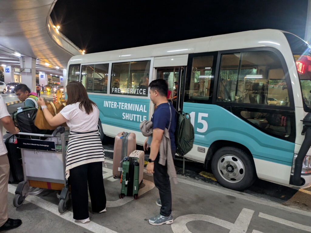 マニラ空港 ターミナル3 無料ターミナル間シャトルバス
