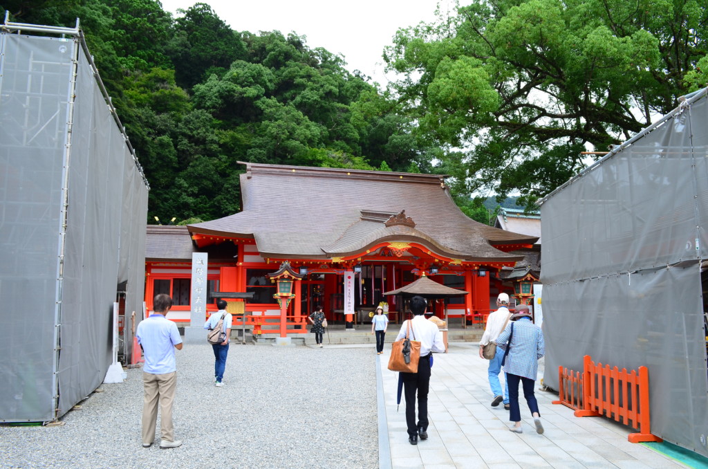 熊野那智大社の拝殿改修工事は終了している