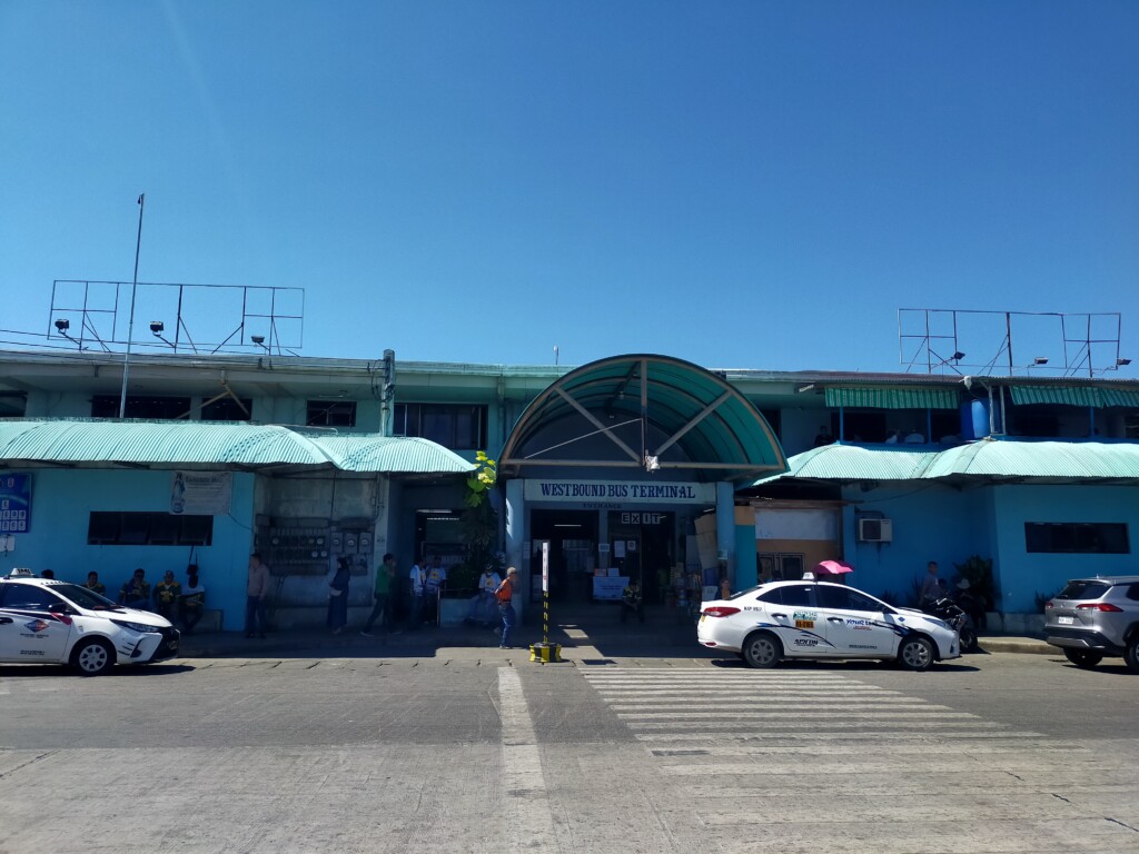 ミンダナオ島西部行き！ブルアバスターミナル（Bulua Integrated Bus Terminal）の場所や行き方、行き先について