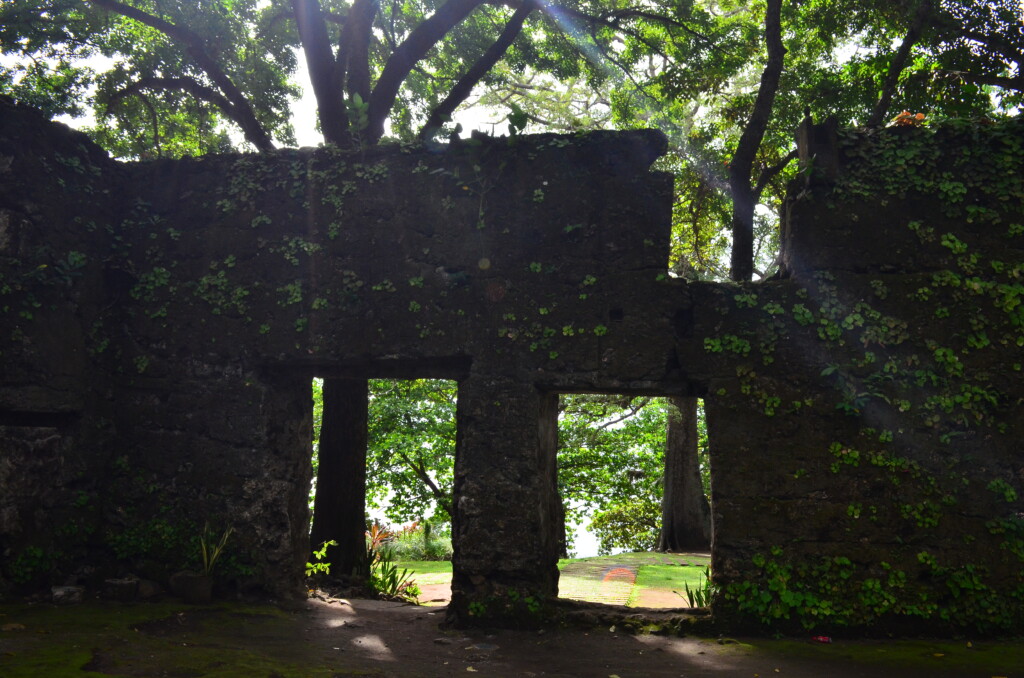 Old Spanish Church Ruins（オールド スパニッシュ教会跡）はジブリの世界