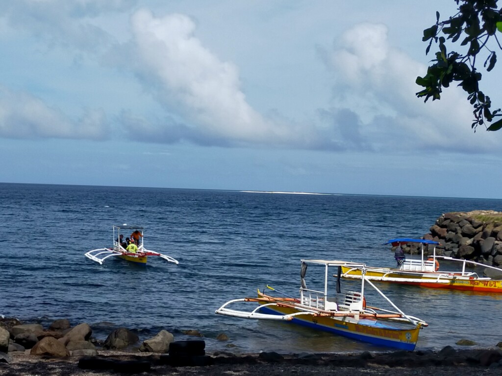 カミギンNo1ビーチ！White Island（ホワイト アイランド）はコバルトブルーの海に浮かぶ真っ白な無人島