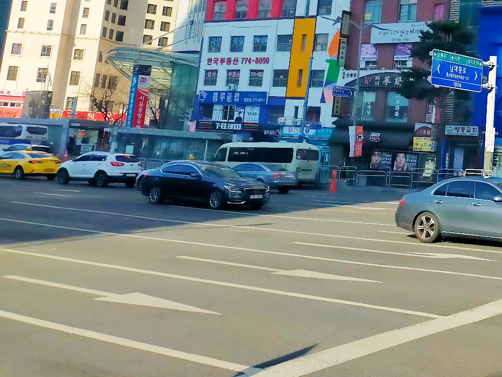 タクシー・配車アプリ(Kakao T・Uber)